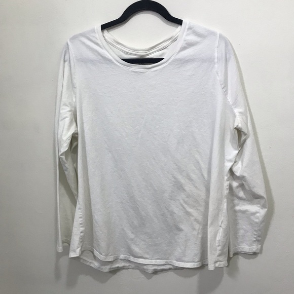 Faded Glory Tops - Classic White Long Sleeve Crewneck Top
